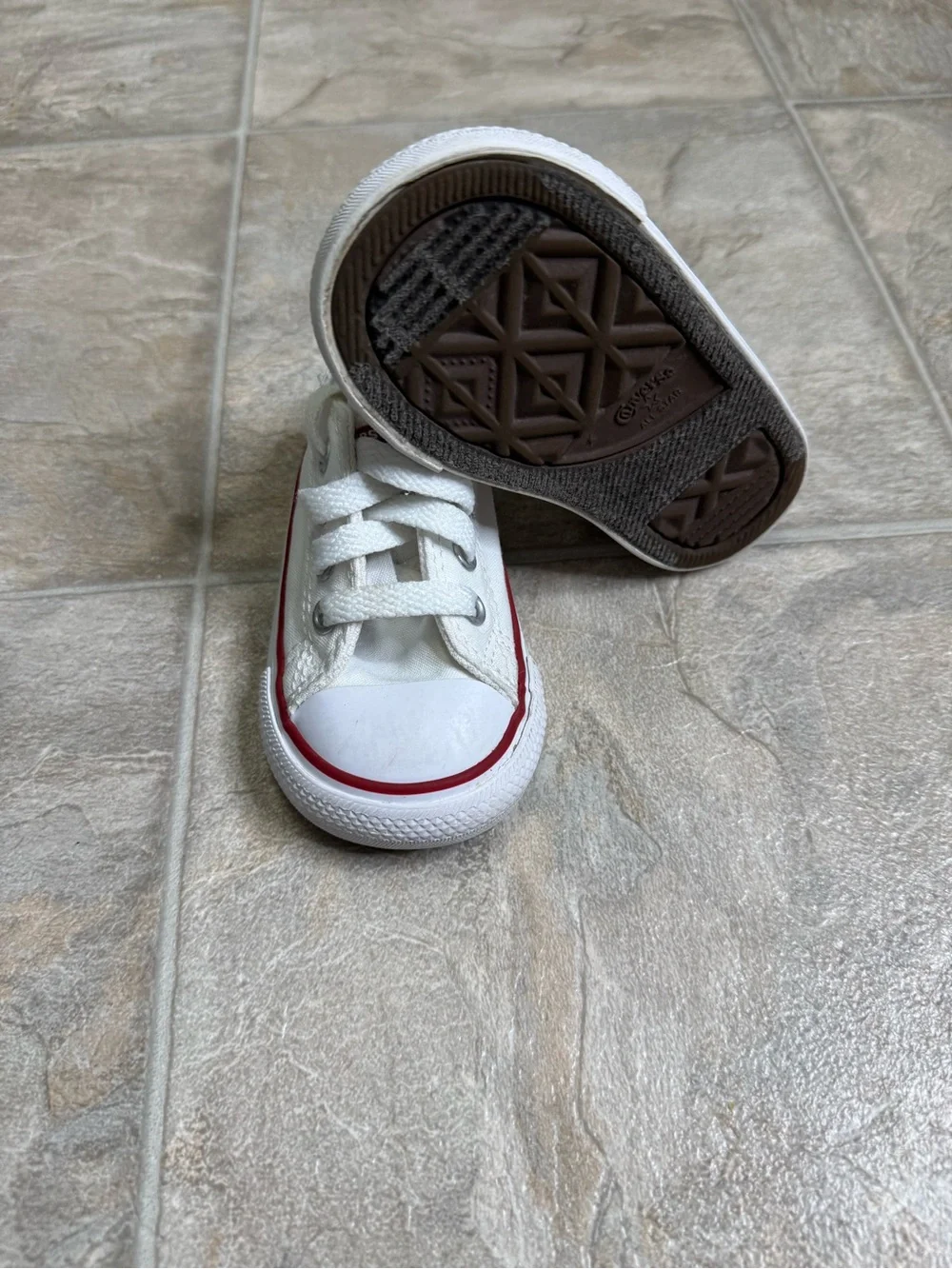 Converse All Star Chuck Taylor Low White TD Shoe Size 4c White 7J256 Preowned